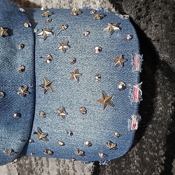 STAR STUDDED DENIM CAP HAT - Picture 2 of 11